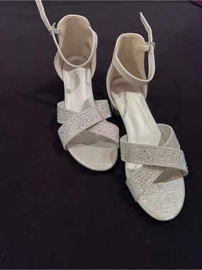 Laurmosa Women’s Silver Rhinestone Strappy Ankle Strap Open Toe Block Heels 6